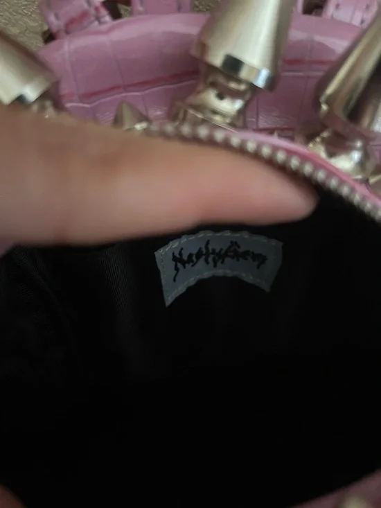 DOLLS X NASTY GEM ORIGINAL RARE  PINK SPIKED VEGAN LEATHER MINI BACKPACK - Picture 5 of 5